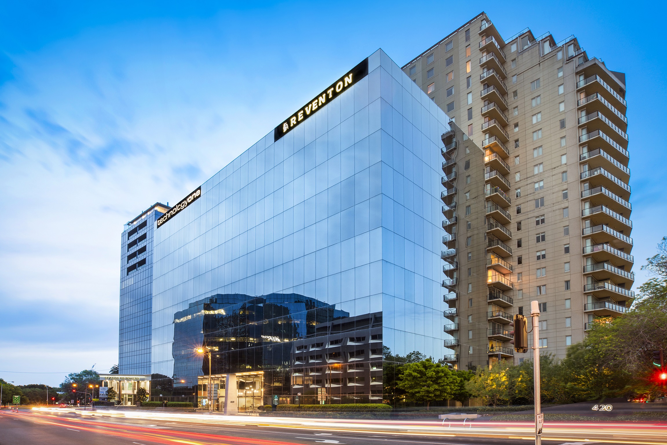 St Kilda Road's iconic building hits the market at an estimated $85 million