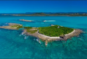 Queensland family outbids 14 others to secure private Whitsundays island for $2.51m