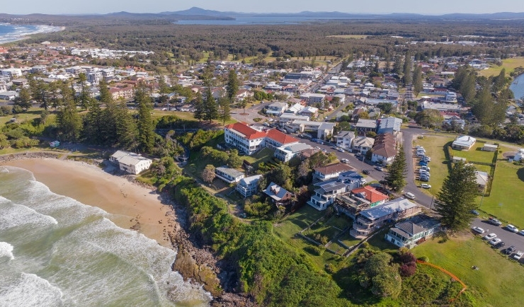 Beachside downsizing dreams become reality with Property Credit's top 50 coastal suburbs under $1M